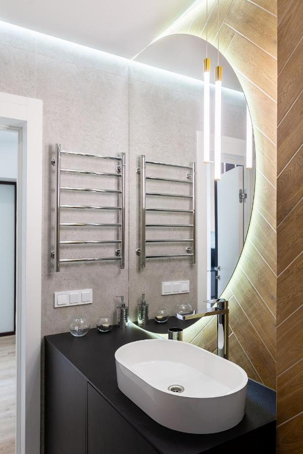 Royal Vip Jacuzzi Apart Lwów Zewnętrze zdjęcie
