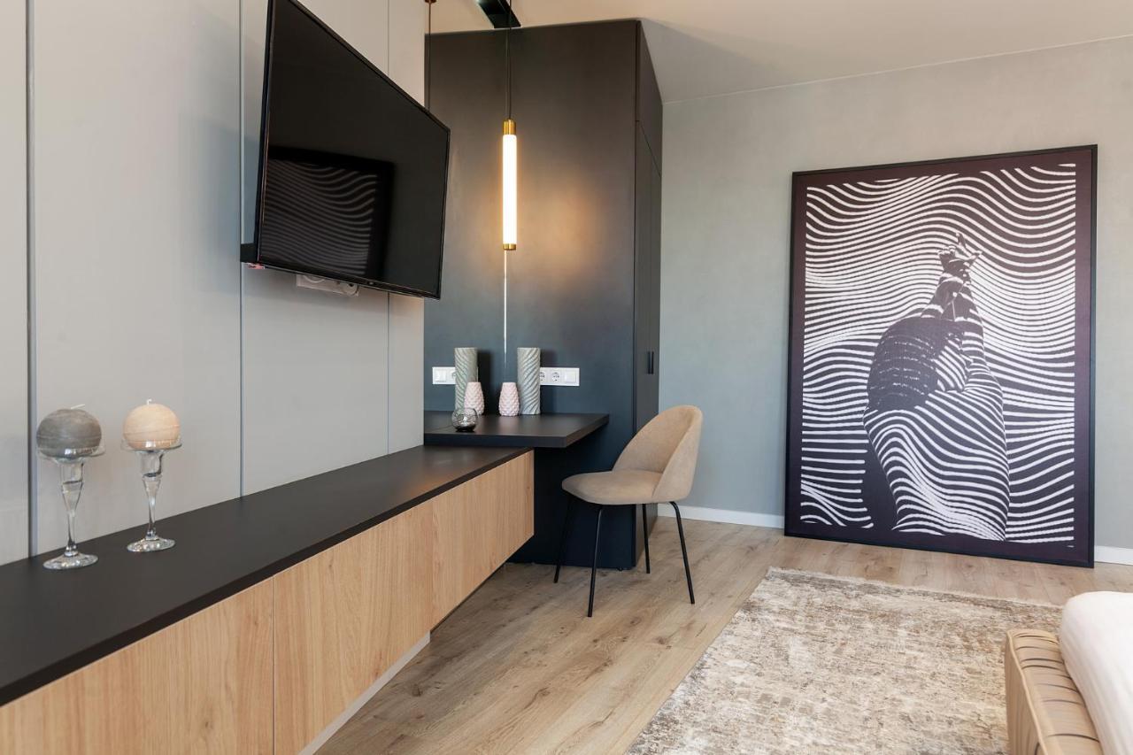 Royal Vip Jacuzzi Apart Lwów Zewnętrze zdjęcie