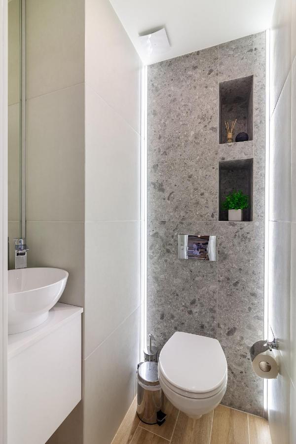 Royal Vip Jacuzzi Apart Lwów Zewnętrze zdjęcie