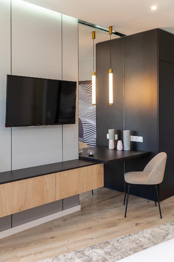 Royal Vip Jacuzzi Apart Lwów Zewnętrze zdjęcie