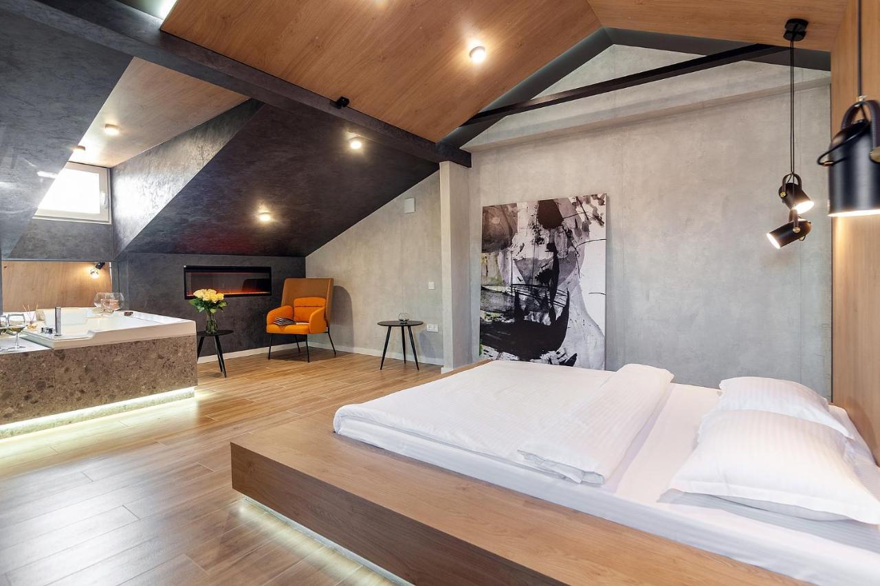 Royal Vip Jacuzzi Apart Lwów Zewnętrze zdjęcie