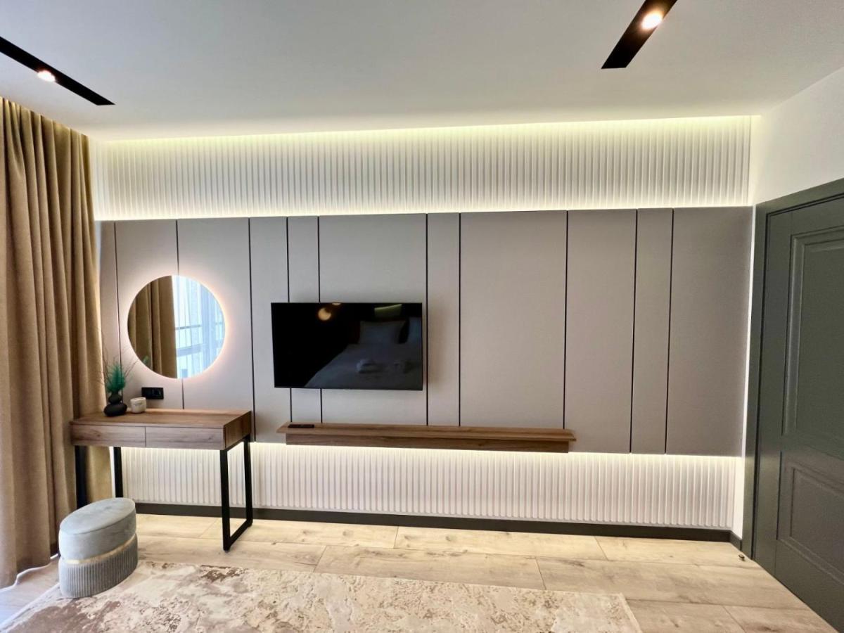 Royal Vip Jacuzzi Apart Lwów Zewnętrze zdjęcie