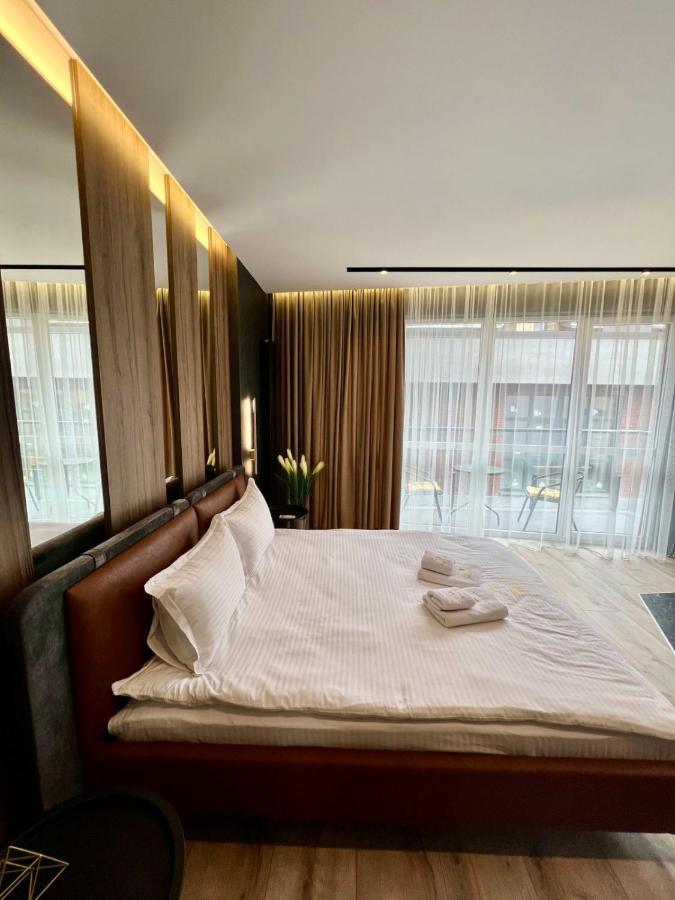 Royal Vip Jacuzzi Apart Lwów Zewnętrze zdjęcie