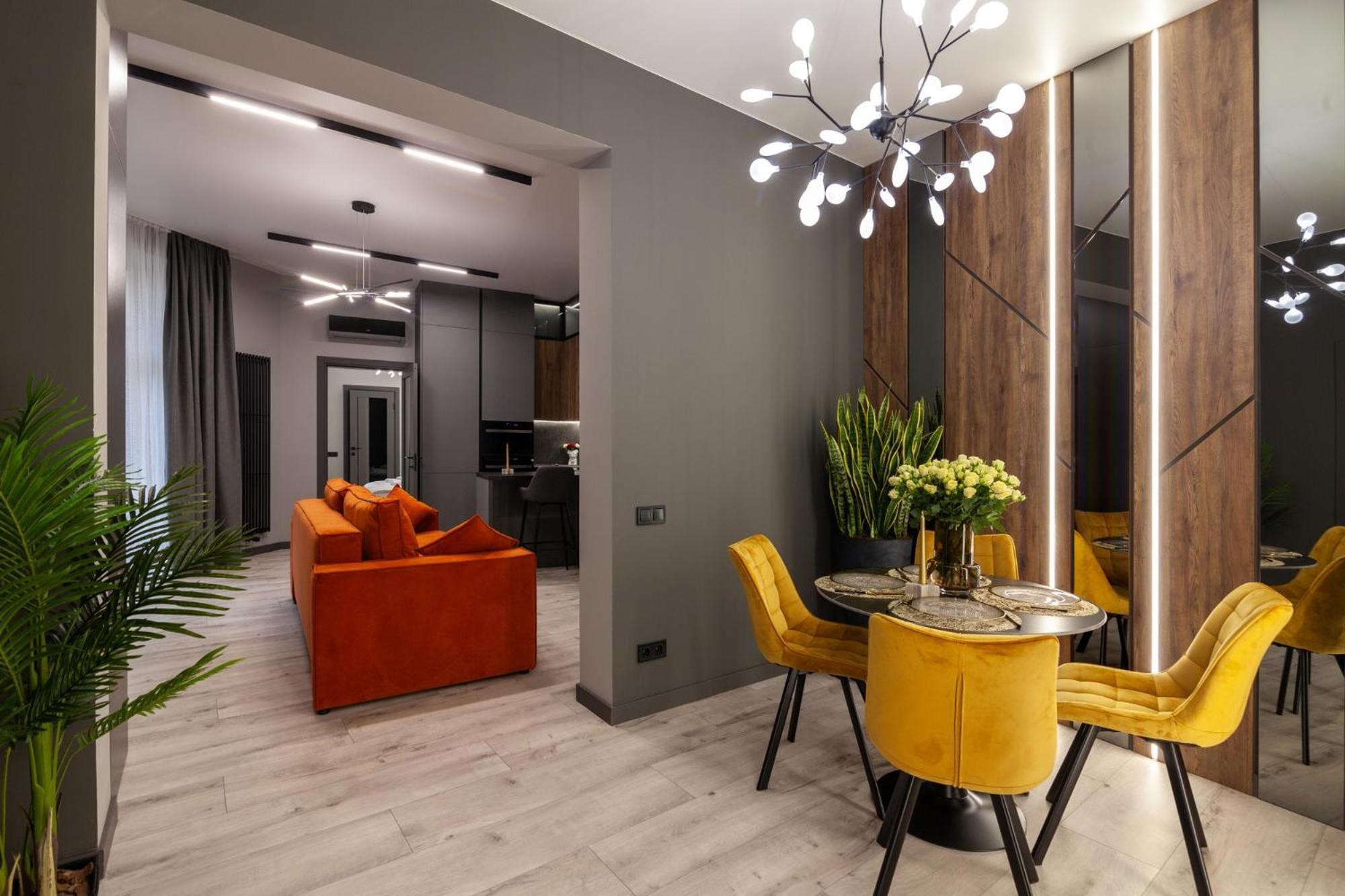 Royal Vip Jacuzzi Apart Lwów Zewnętrze zdjęcie