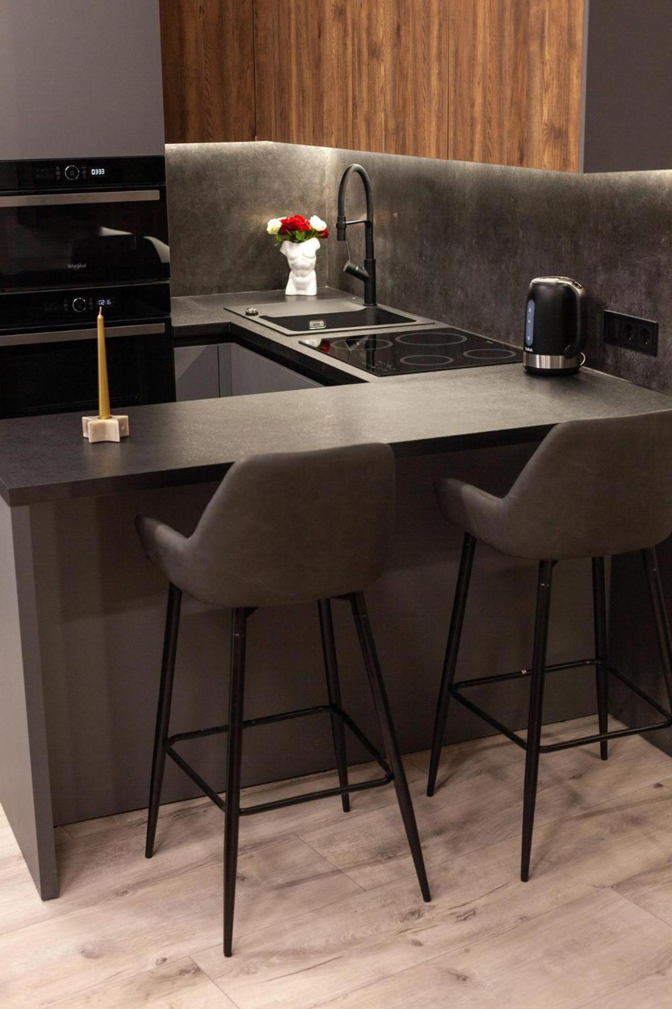 Royal Vip Jacuzzi Apart Lwów Zewnętrze zdjęcie